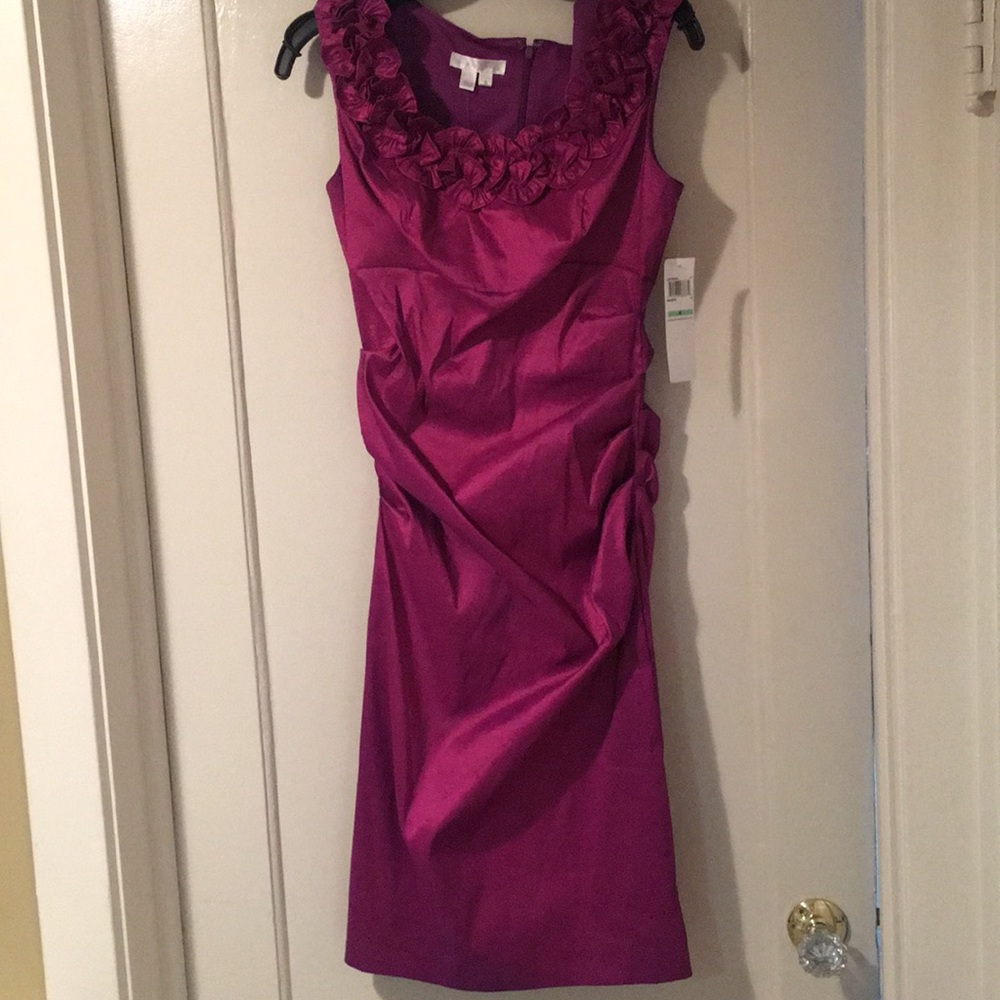 London Times Fitted Floral Magenta Dress